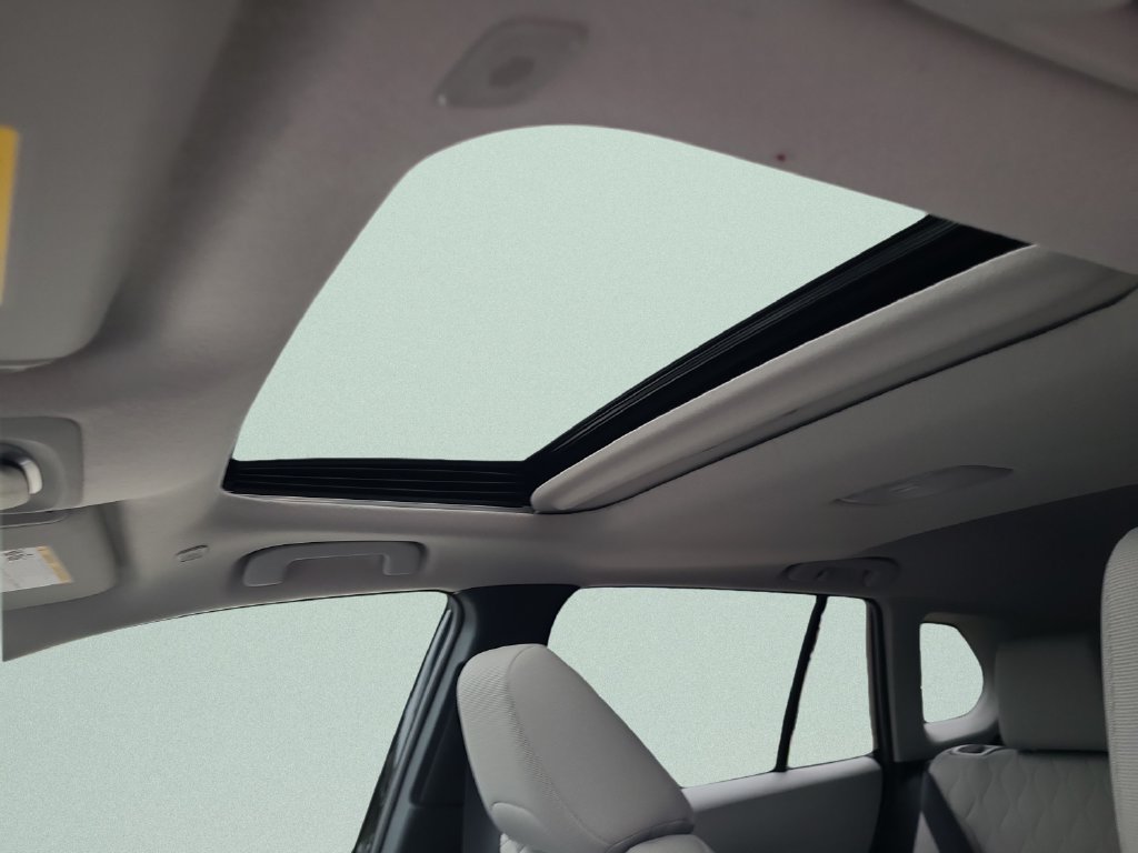 New 2026 Toyota Corolla Cross LE w/ Moonroof Package FWD image 20