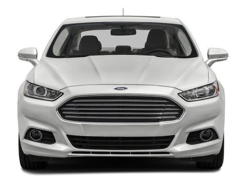 Used 2016 Ford Fusion Energi SE w/ Driver Assist Package FWD image 4