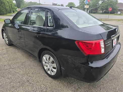 Used 2010 Subaru Impreza 2.5i image 6