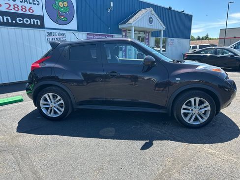 Used 2014 Nissan Juke SL AWD/4WD image 9