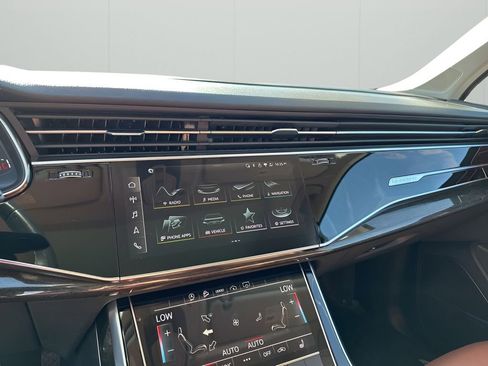 Used 2021 Audi Q7 2.0T Premium Plus w/ Premium Plus Package image 30