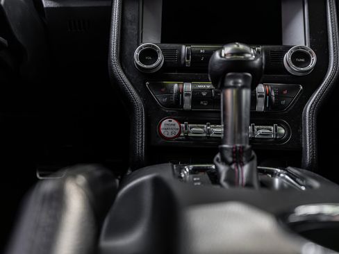 Used 2017 Ford Mustang GT Premium w/ Equipment Group 401A image 9