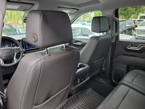 Used 2025 Chevrolet Silverado 1500 RST w/ Convenience Package II RWD image 14