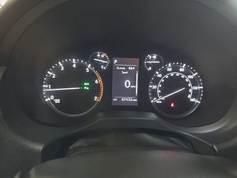 Used 2022 Lexus GX 460 Premium image 19