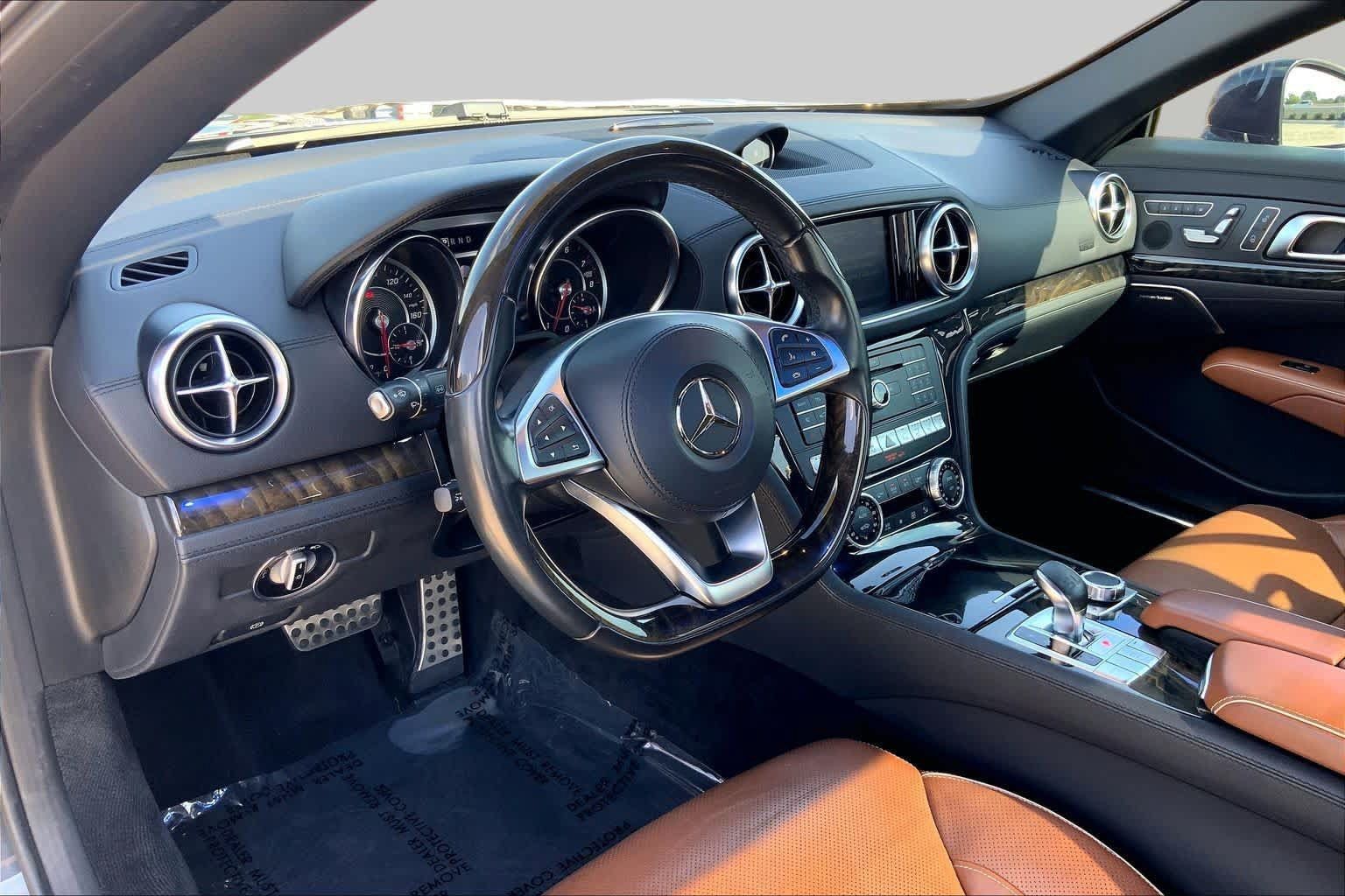 Certified 2019 Mercedes-Benz SL 550 image 16
