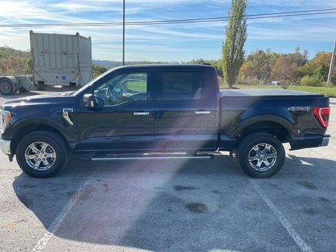 Certified 2022 Ford F150 XLT w/ Equipment Group 302A High image 8