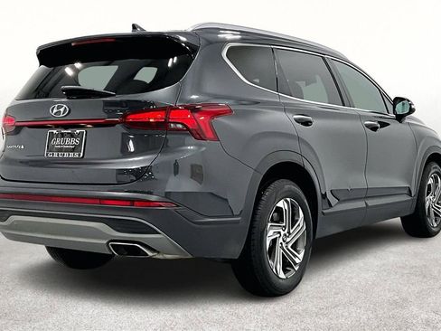 Used 2023 Hyundai Santa Fe SEL image 2