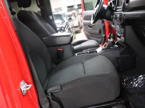 Used 2018 Jeep Wrangler Unlimited Sport S image 17
