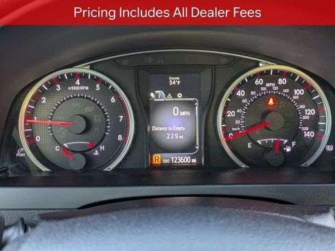 Used 2017 Toyota Camry SE FWD image 27