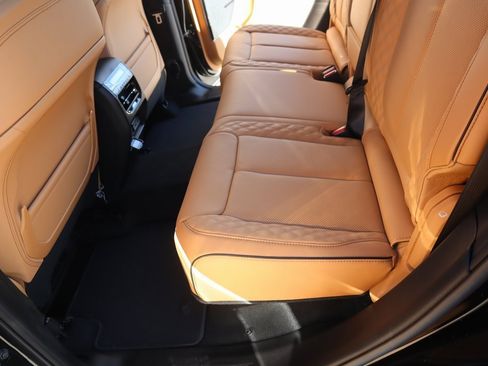 New 2025 Jeep Grand Cherokee Summit image 13