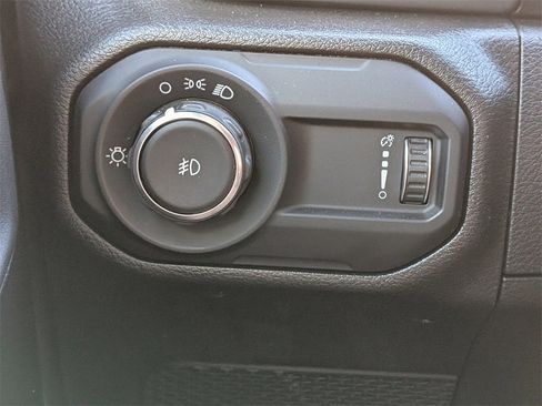 Used 2023 Jeep Wrangler Sport image 26