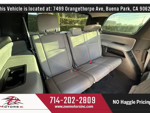 Used 2015 Toyota Sequoia SR5 w/ Premium Package RWD image 24