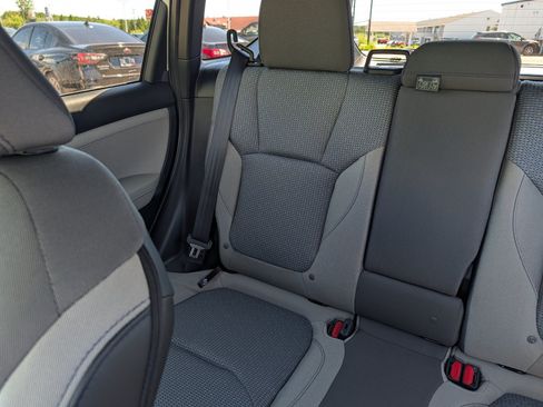 Used 2026 Subaru Forester Premium AWD/4WD image 12