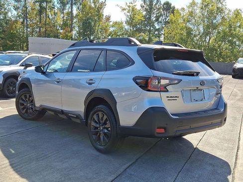 New 2025 Subaru Outback Onyx Edition image 11