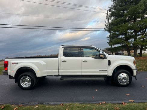 Used 2022 Ford F450 Lariat w/ Lariat Ultimate Package image 15