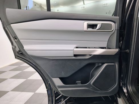 Used 2023 Ford Explorer XLT w/ Equipment Group 202A image 24