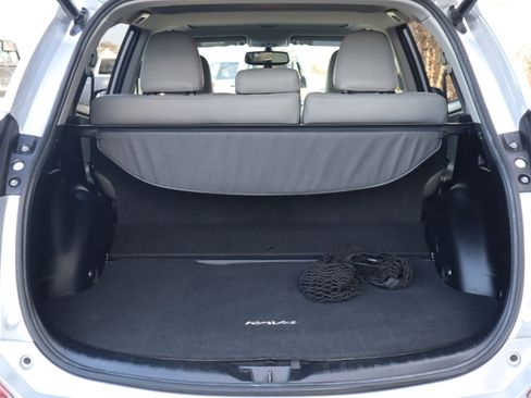 Used 2016 Toyota RAV4 XLE image 32