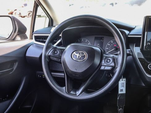 Used 2024 Toyota Corolla LE image 18
