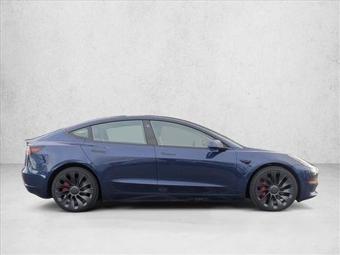 Used 2023 Tesla Model 3 Performance image 4