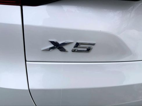 Used 2021 BMW X5 xDrive40i w/ Premium Package image 10