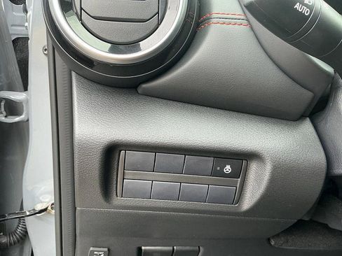 Certified 2024 Nissan Kicks SR w/ SR Premium Package image 13