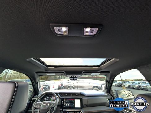 Used 2024 GMC Sierra 1500 AT4 w/ Technology Package image 29