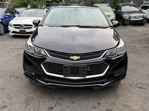 Used 2017 Chevrolet Cruze LS FWD image 14