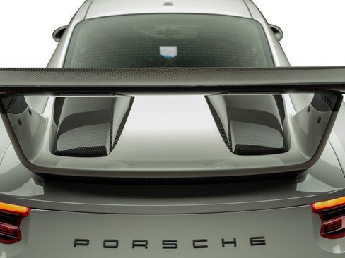 Used 2018 Porsche 911 GT3 RWD image 16
