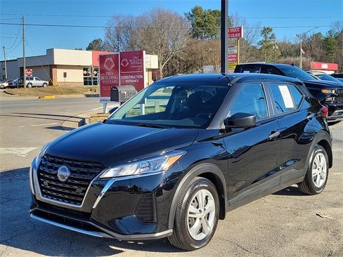 Used 2024 Nissan Kicks S image 32