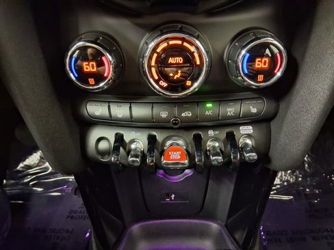 Certified 2024 MINI Cooper S image 17