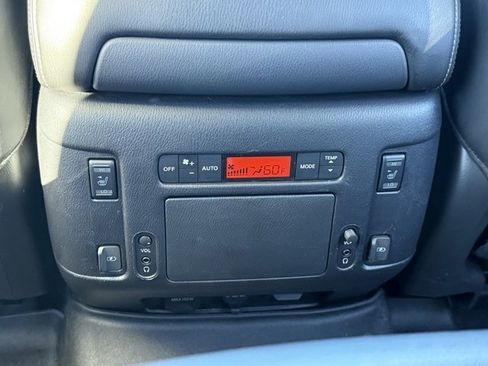 Certified 2020 Nissan Armada Platinum w/ Captain's Chairs Package image 24