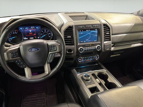 Used 2019 Ford Expedition Max XLT w/ Equipment Group 202A RWD image 22