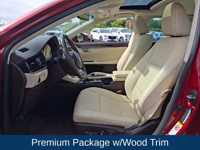 Used 2016 Lexus ES 350 w/ Premium Package w/Wood Trim FWD image 2