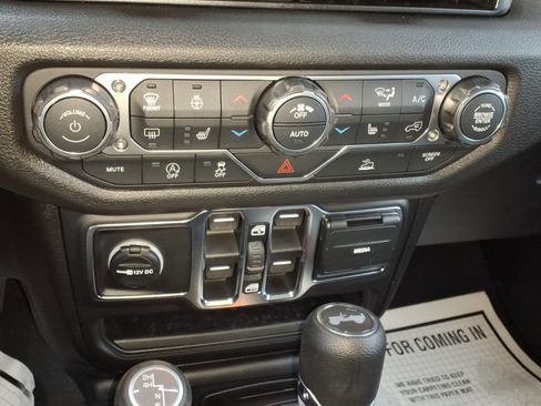 New 2026 Jeep Wrangler Unlimited Sport image 21