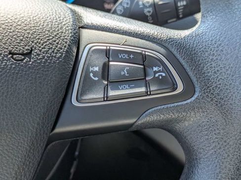 Used 2019 Ford Escape SE FWD image 26
