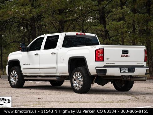Used 2015 GMC Sierra 2500 Denali w/ Duramax Plus Package AWD/4WD image 5