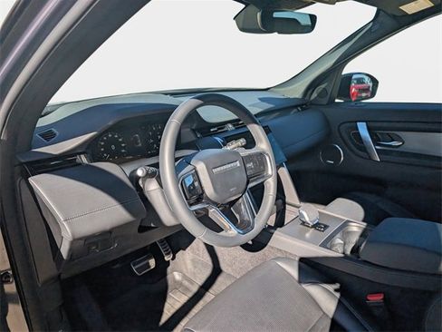 Used 2024 Land Rover Discovery Sport Dynamic SE image 14