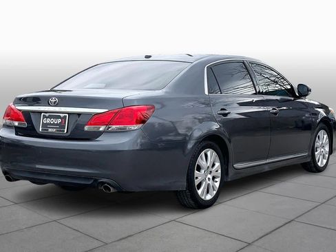 Used 2011 Toyota Avalon Limited image 11