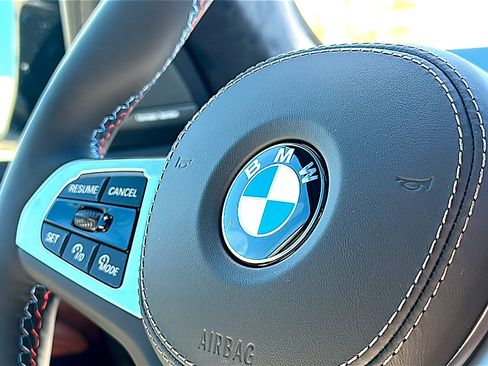 New 2026 BMW X5 M60i AWD/4WD image 21