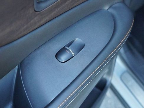 Used 2024 Nissan Murano Platinum w/ Cargo Package image 19