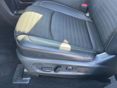 Used 2024 Nissan Pathfinder Rock Creek image 28