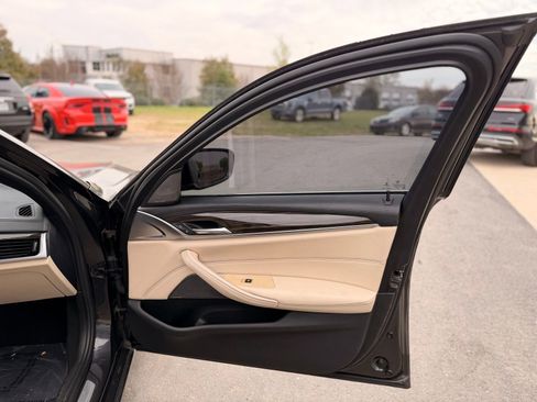 Used 2018 BMW 540i image 25