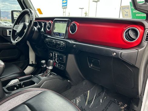 Used 2020 Jeep Gladiator Rubicon w/ Dual Top Group AWD/4WD image 8