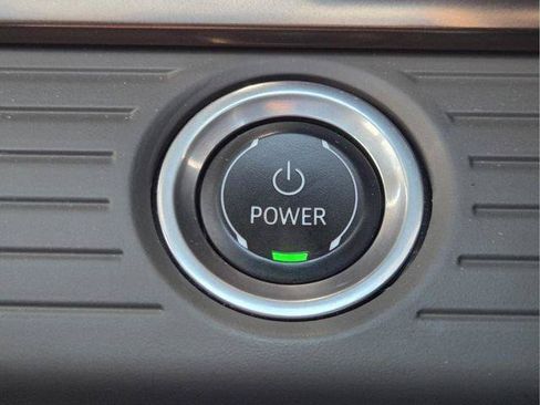 Certified 2025 GMC Hummer EV 3X AWD/4WD image 30