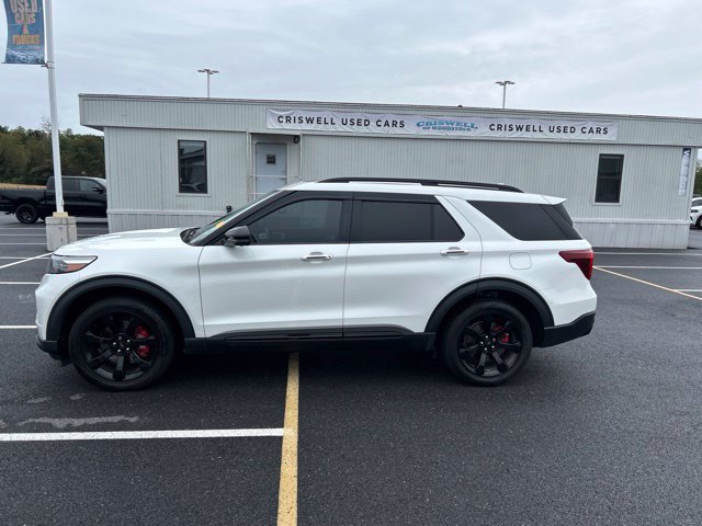 Used 2022 Ford Explorer ST w/ Equipment Group 401A AWD/4WD image 2