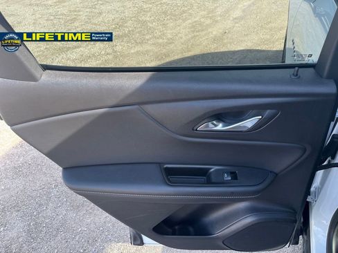 Used 2024 Chevrolet Blazer LT AWD/4WD image 26