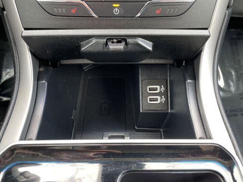 Used 2019 Ford Edge SEL w/ Equipment Group 201A AWD/4WD image 28