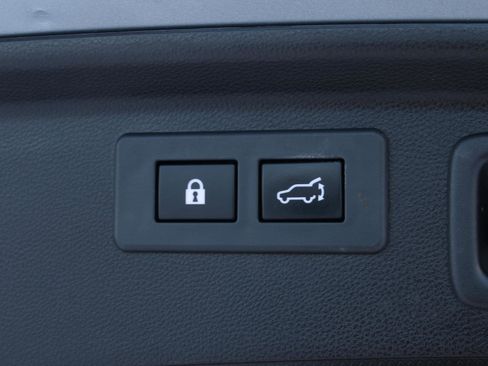 Used 2021 Subaru Forester Limited image 20