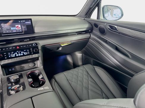 New 2026 Genesis GV80 3.5T e-SC image 26