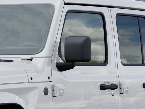 New 2026 Jeep Wrangler Unlimited Sahara AWD/4WD image 13